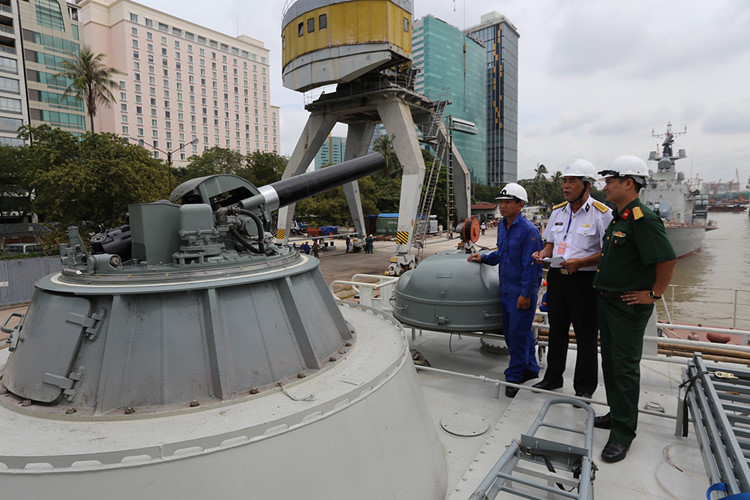 Sức mạnh pháo cao tốc AK-630 của Hải quân Việt Nam